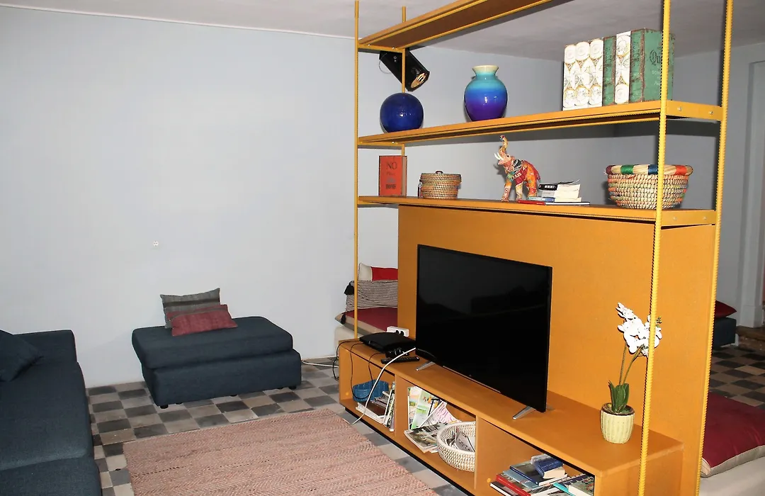 Back To Lisbon Hostel-1